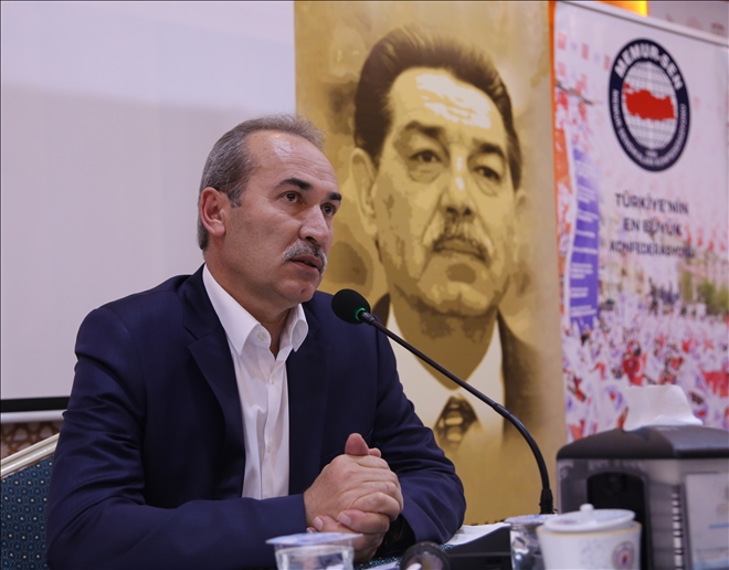 REKTÖR, M. AKİF İNAN´I ANLATTI