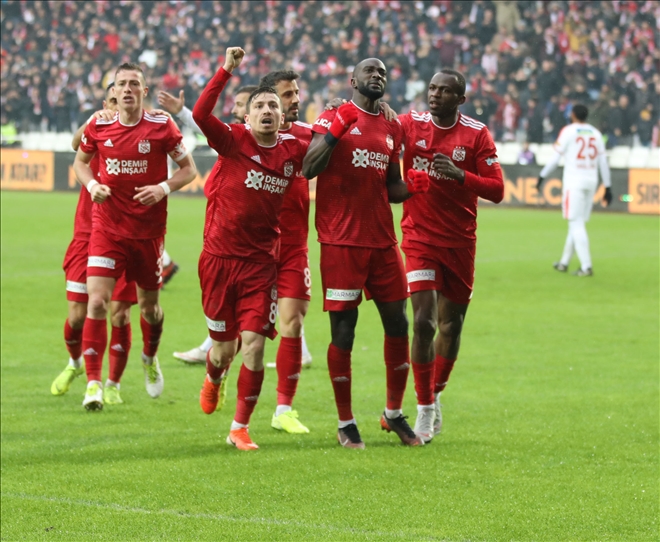 SİVASSPOR SÜRPRİZİ