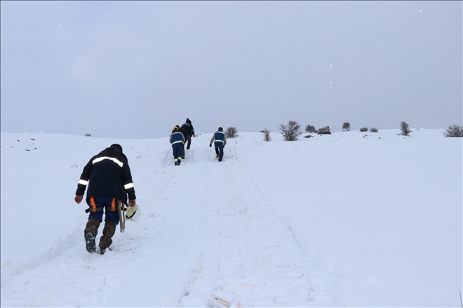 ENERJİ TİMLERİ KESİNTİSİZ ENERJİ İÇİN SAHADA  (VİDEO)