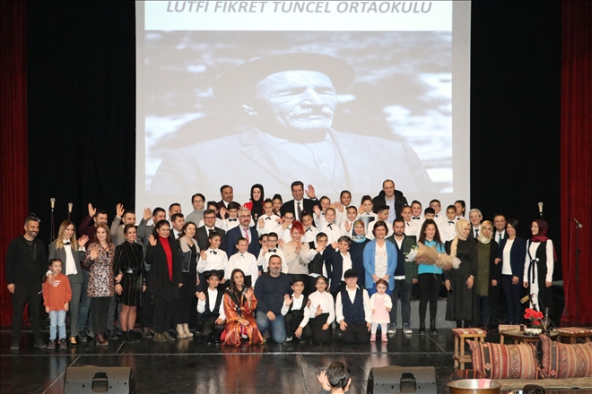 AŞIK VEYSEL´İ ANDILAR