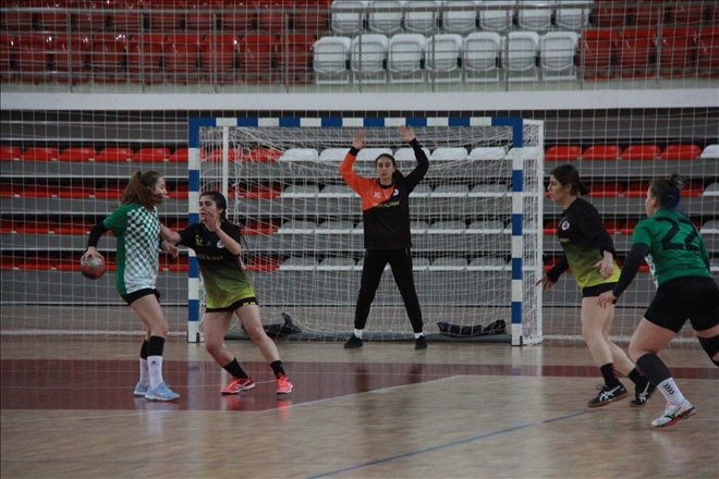 ŞAMPİYONA START ALDI