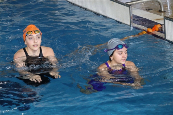 YÜZME YARIŞLARI SONA ERDİ