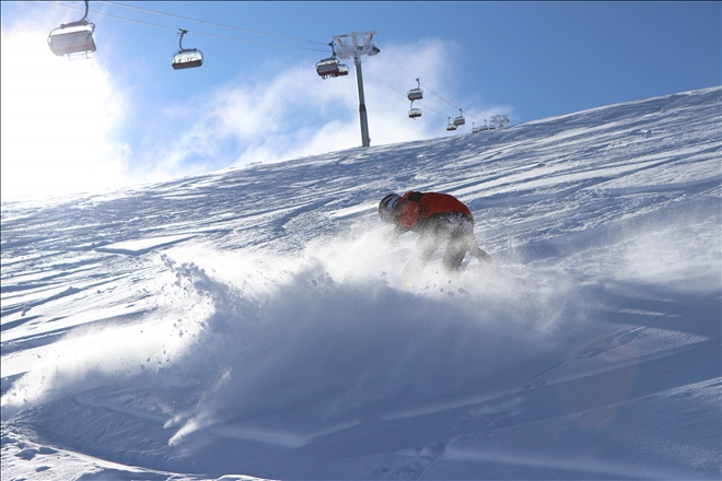 SNOWBOARD YARIŞLARI MUHTEŞEMDİ