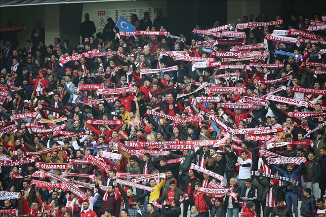 MİSAFİR TRİBÜNÜ 19 LİRA