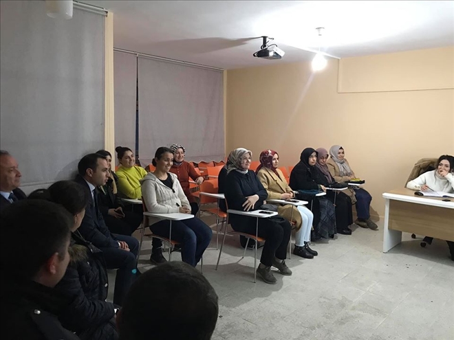 KOYULHİSAR´DA İSTİRİDYE MANTARI KURSU