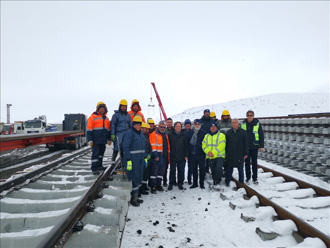 3G, YHT ÇALIŞMALARINA ENGEL OLAMIYOR (VİDEO)