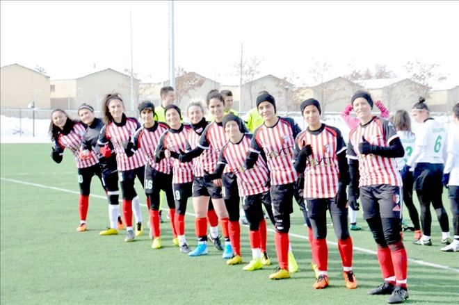 YİĞİDO KIZLAR 3-0 MAĞLUP OLDU