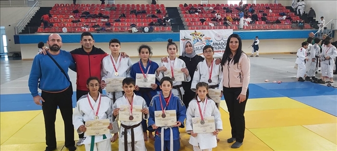 JUDOCULAR YARI FİNALE ÇIKTI