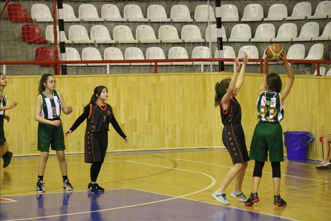 15 OKUL KIYASIYA MÜCADELE EDİYOR