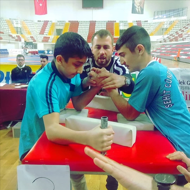 SAĞLAM BİLEKLER BELLİ OLDU