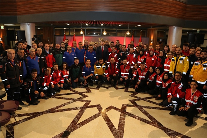 DEPREM BÖLGESİNDE YAŞANANLARI ANLATTILAR