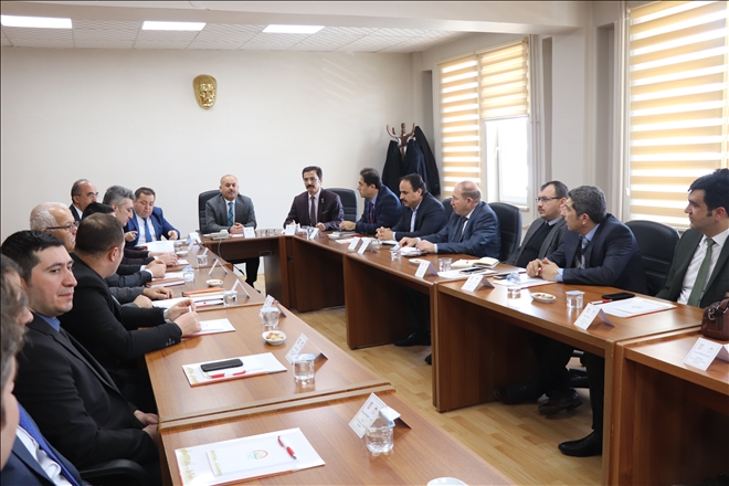 SORUNLAR MASAYA YATIRILDI