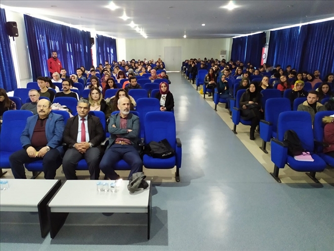 ÖĞRENCİLER TERÖRE  KARŞI BİLGİLENDİRİLDİ