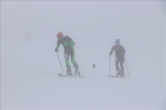 YILDIZ´DA ?DAĞ  KAYAĞI´ RÜZGARI