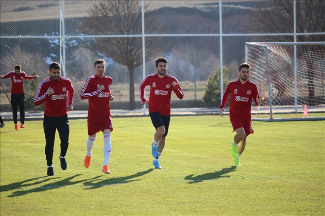 YİĞİDO 3 PUAN PEŞİNDE