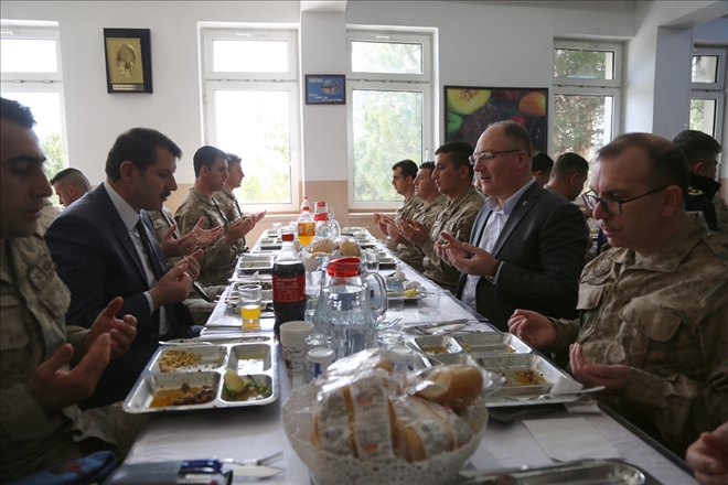 MEHMETÇİĞE MORAL ZİYARETİ  (VİDEO)