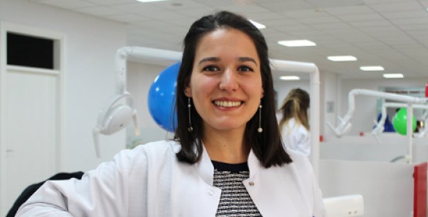 1 SAATTE İNCİ GİBİ DİŞLERE