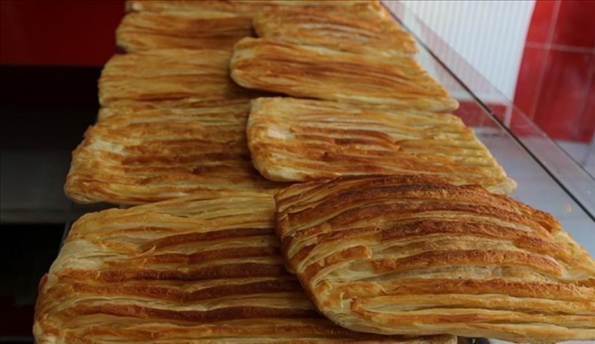 İLK TENEFFÜSTE KATMERLER VALİ AYHAN´DAN