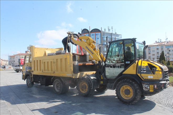 BANKLAR KALDIRILDI (VİDEO)