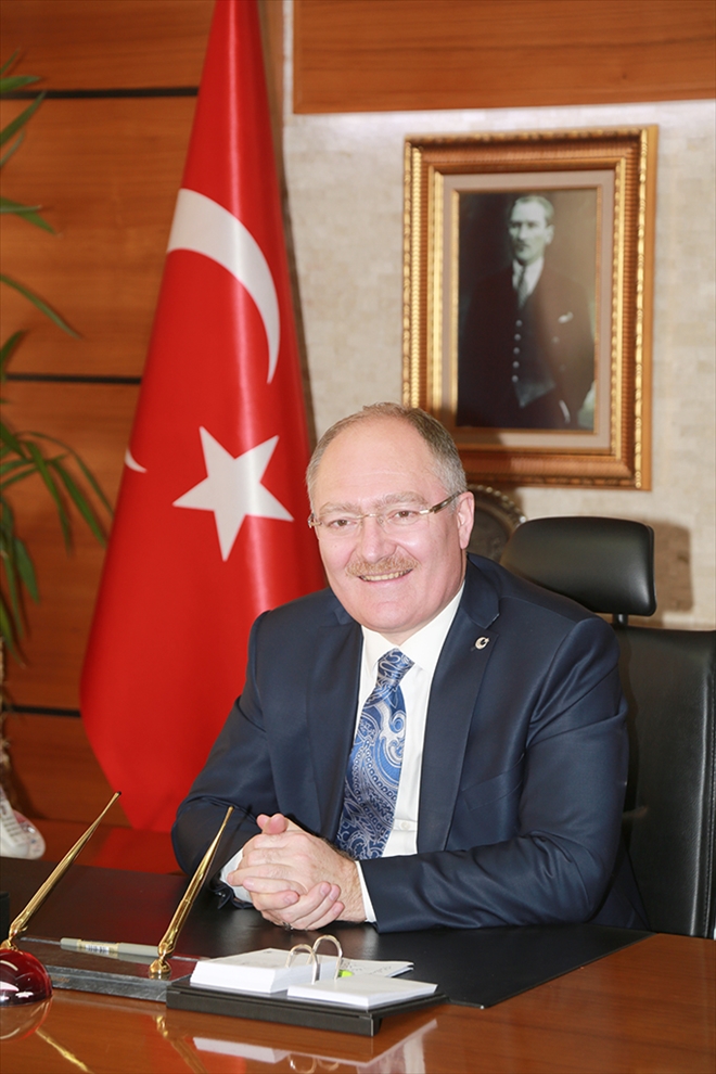 SIKINTILARI SOSYAL MEDYADAN DİNLEYECEK (VİDEO)