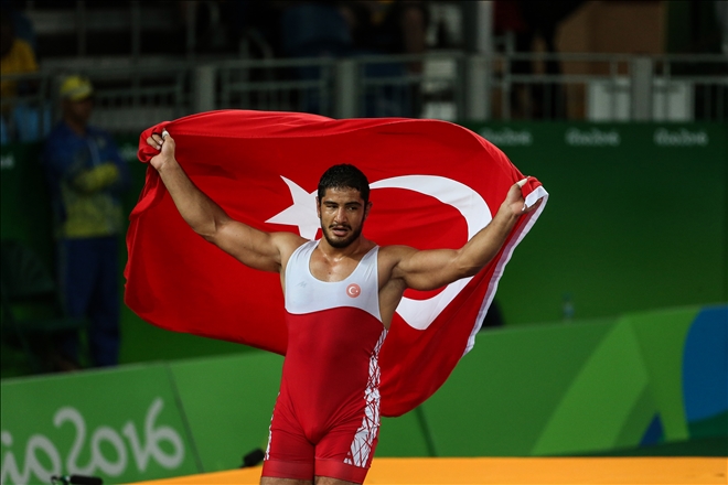 TAHA AKGÜL´DEN OLİMPİYAT AÇIKLAMASI