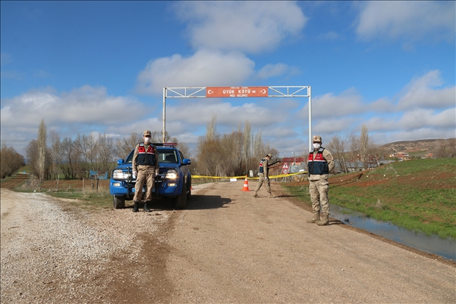 JANDARMA EKİPLERİ  SEFERBER OLDU (VİDEO)