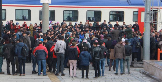 ?KARDEŞLİK TRENİ´ DİVRİĞİ´DE
