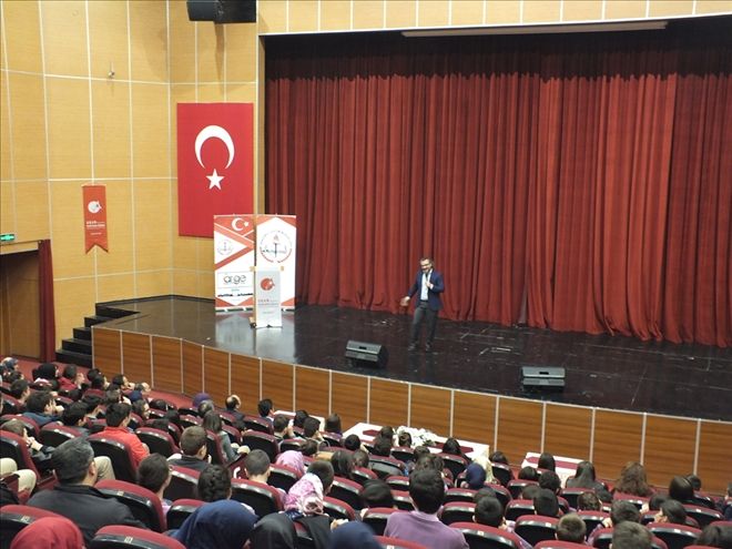 BİLİNÇLİ ÖĞRETMEN, DUYARLI GENÇLİK SEMİNERİ