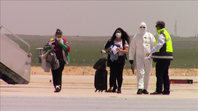 305 TÜRK VATANDAŞI  KARANTİNAYA ALINDI (VİDEO)