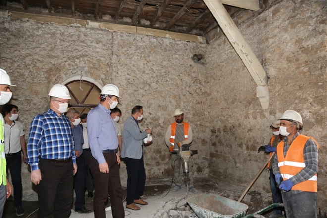 KENT MEYDANINA KİMLİK KATACAK (VİDEO)