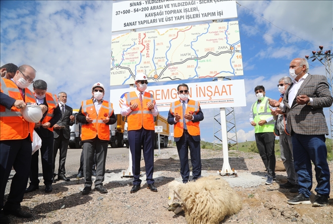 YENİ YOLUN YAPIMINA BAŞLANDI