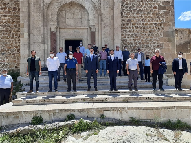 840 YILLIK CAMİ İBADETE AÇILDI