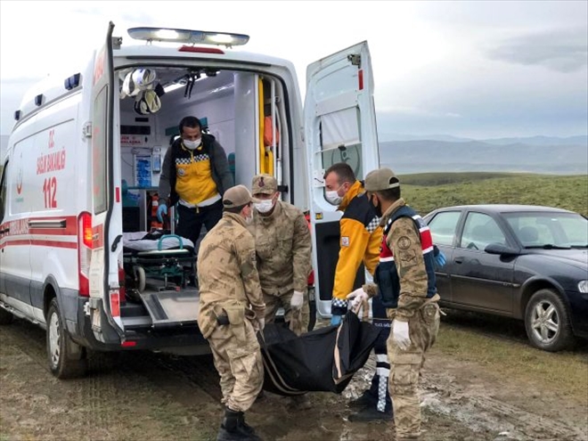 ÜZERİNE YILDIRIM DÜŞEN ÇOBAN ÖLDÜ