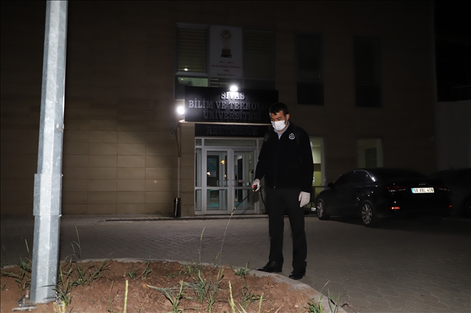 KENEYE KARŞI ÜNİVERSİTE İLAÇLANDI