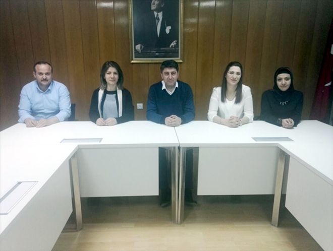 TELEKOM RENK KATIYOR