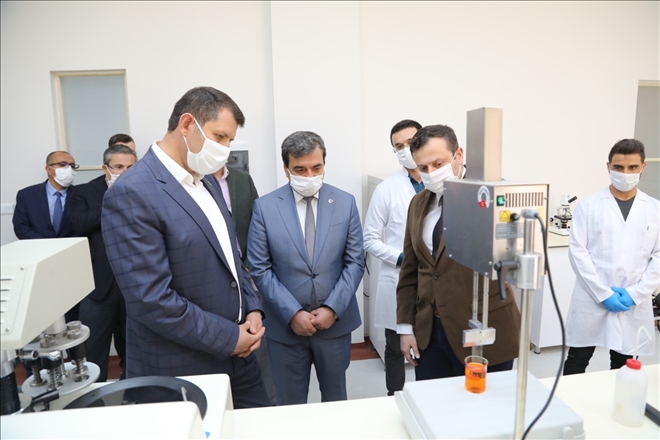 İKİNCİ ÜNİVERSİTEDE HUMMALI ÇALIŞMA