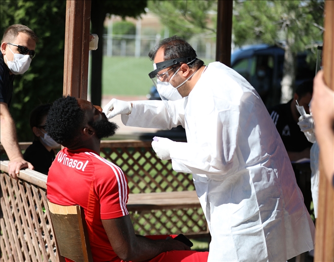 SİVASSPOR KOVİD-19 TESTİNDEN GEÇTİ