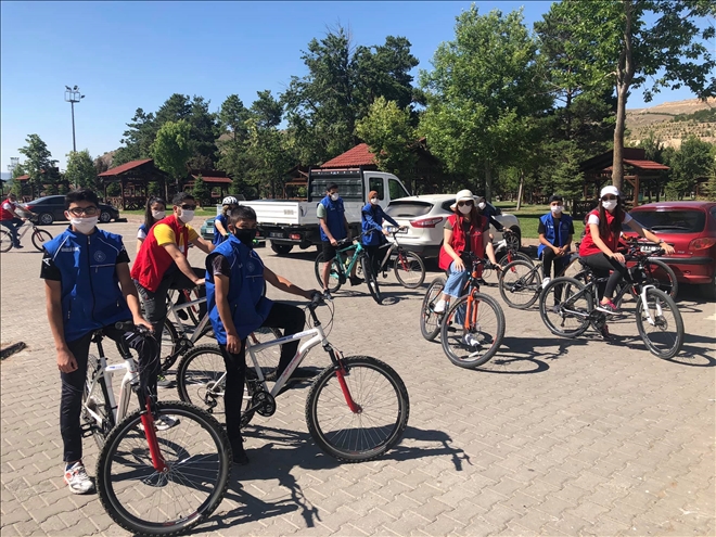 FARABİ GENÇLİK MERKEZİ´NDE BİSİKLET TURU