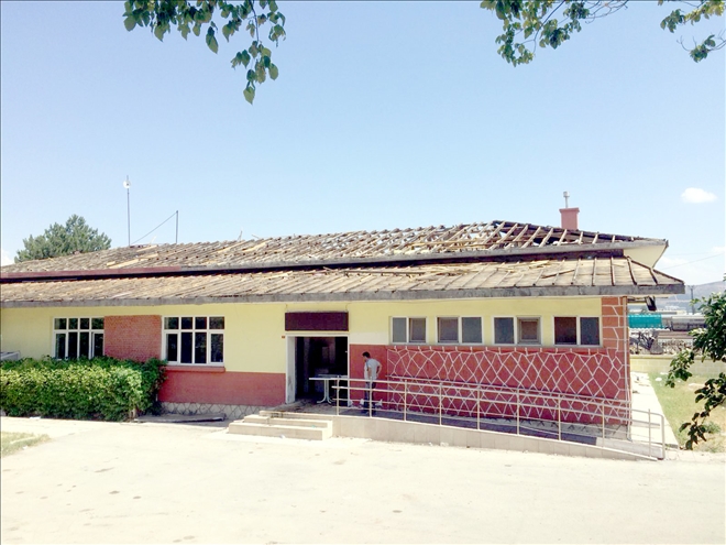 4 İŞLETME DÜĞÜN SALONU YIKILIYOR