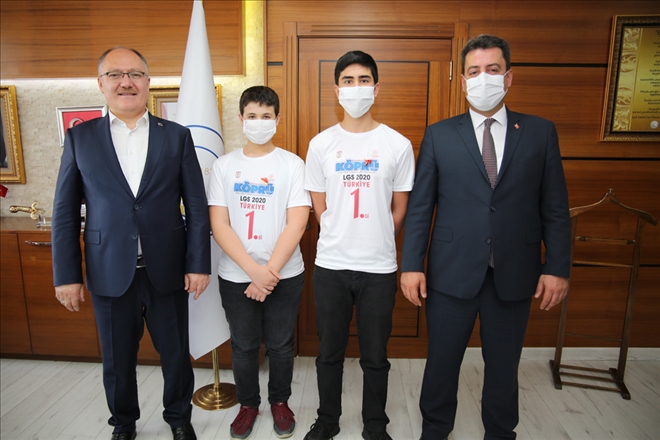 LGS BİRİNCİLERİNİ ÖDÜLLENDİRDİ