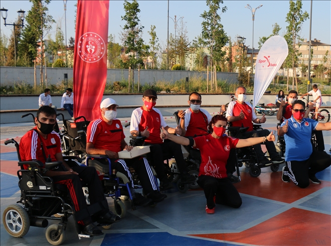 MİLLET BAHÇESİNDE BOCCE RÜZGARI