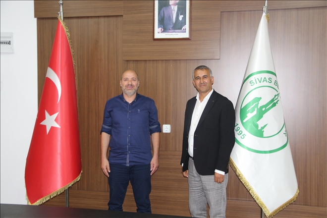 BELEDİYESPOR, ÖZEL KARADAŞ´IN SÖZLEŞMESİNİ UZATTI