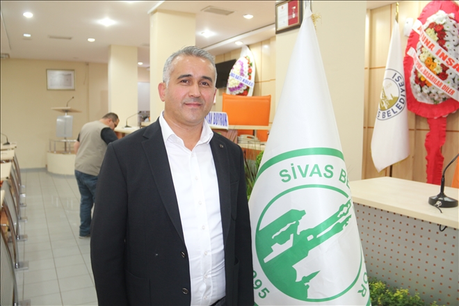 "GAZETECİLER FEDAKARCA ÇALIŞIYOR"