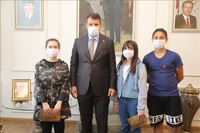 LGS´DE DERECE YAPAN ÖĞRENCİLERE ÖDÜL