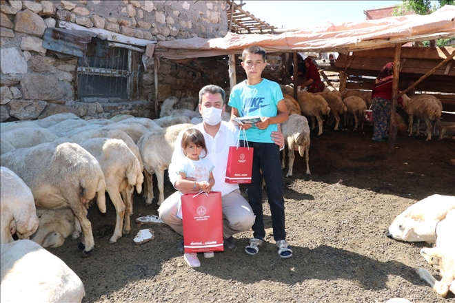 EN İYİ ARKADAŞINIZ KİTAPLARINIZ OLSUN