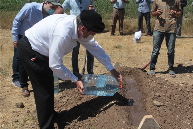 ARKEOLOG KARPE, HİTİT ŞEHRİ´NDE TOPRAĞA VERİLDİ (VİDEO)