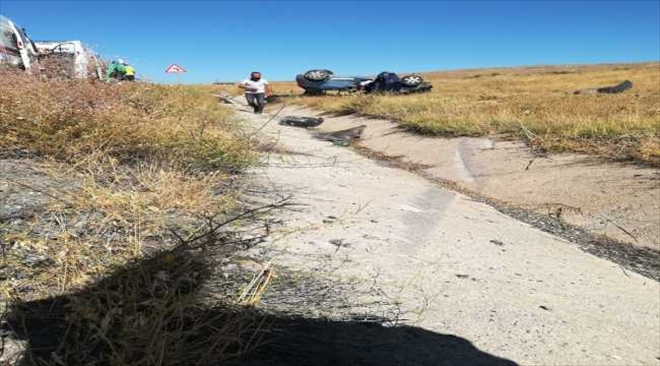 ZARA´DA TRAFİK KAZASI: 4 YARALI