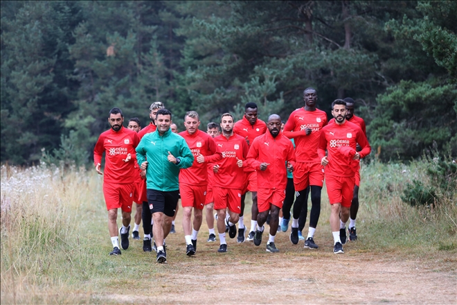 YİĞİDO GÖZ DOLDURUYOR