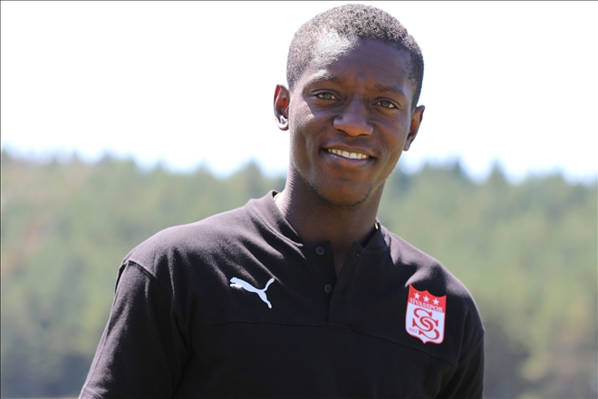 GOL ATMAK VE ATTIRMAK İÇİN GELDİM (VİDEO)