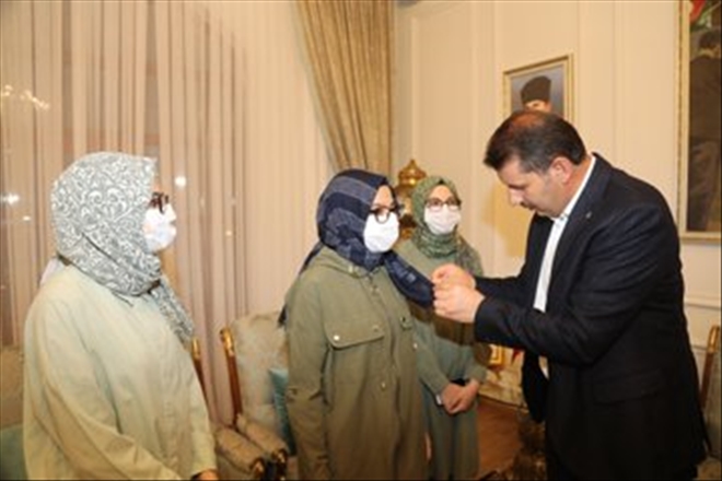 ÜÇÜZLER SİVAS´IN GURURU OLDU (VİDEO)